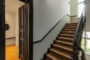 "Traumhaftes, freies Apartment mit Balkon und Einbauküche im Winsviertel" - Treppenhaus